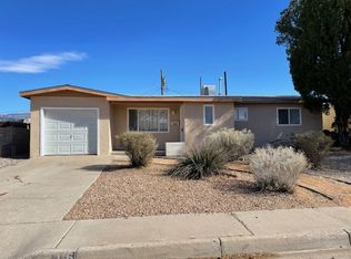 3216 Alvarado Dr NE, Albuquerque, NM 87110