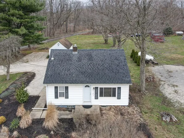 4147 Georgetown St NE, East Canton, OH 44730