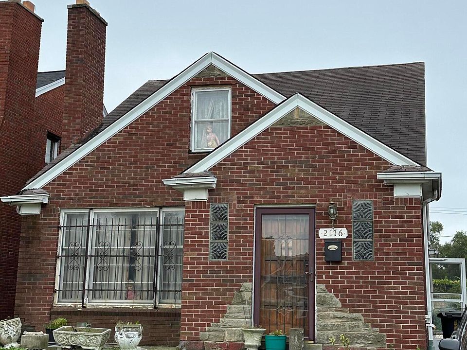 1st image of 2176 E Outer Dr