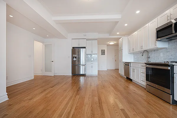 Rented by Rita S Citrin, LREB | media 37