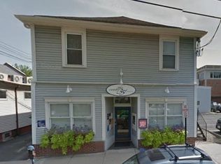 35 State St APT A, Northampton, MA 01060