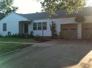 1222 S Scott Ave, Fort Scott, KS 66701