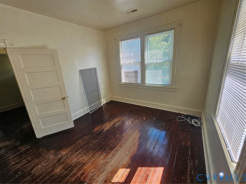 2 bed, 1.0 bath, 798 sqft, $950 — Photo 3