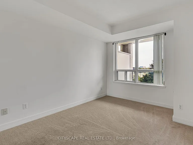 18 Harrison Garden Blvd #406 — Photo 21