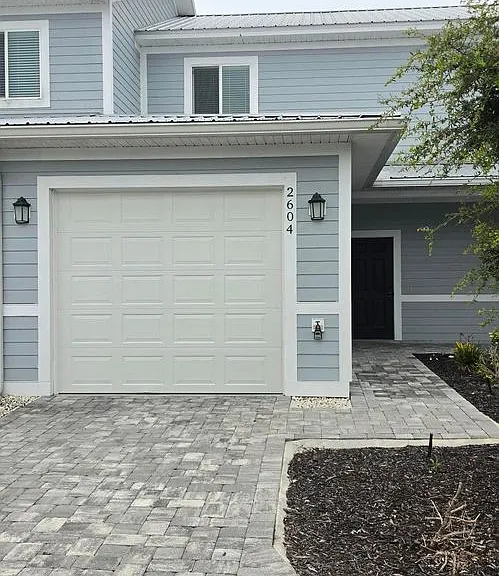 2604 Tanoak Ter — Photo 1