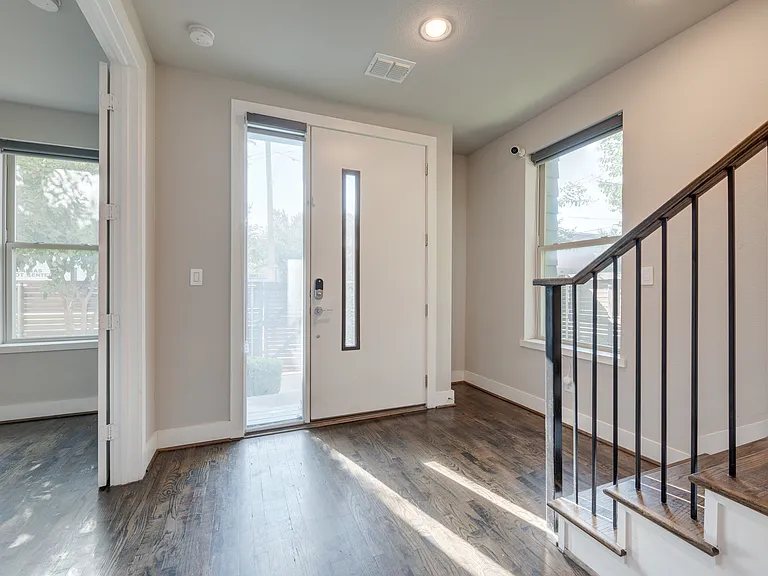 4211 Rawlins St #108 — Photo 5