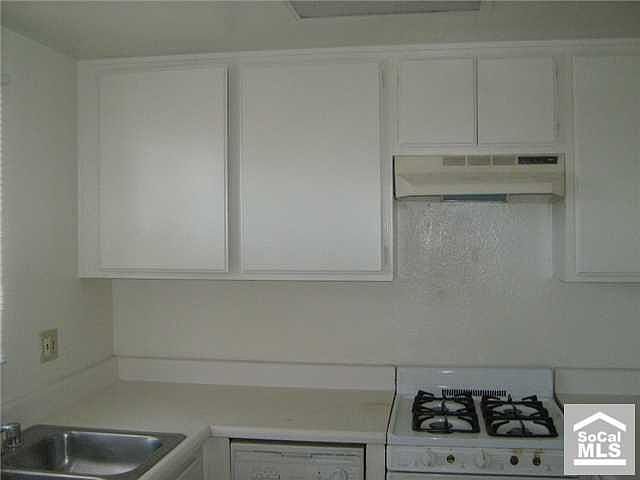 2nd image of 2315 Earl Ave APT 302