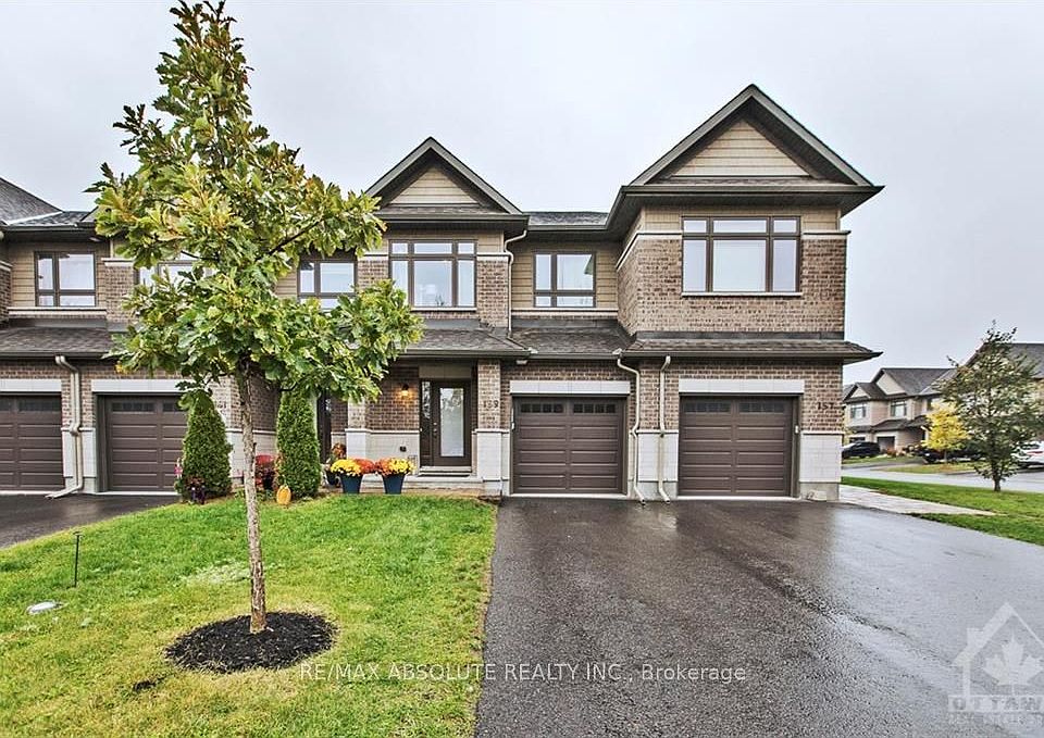 1st image of 159 Woodhurst Cres