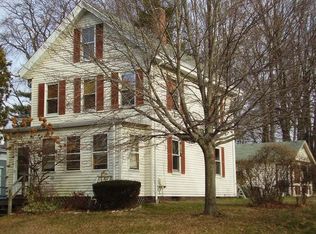 590 Grove St, Newton, MA 02462