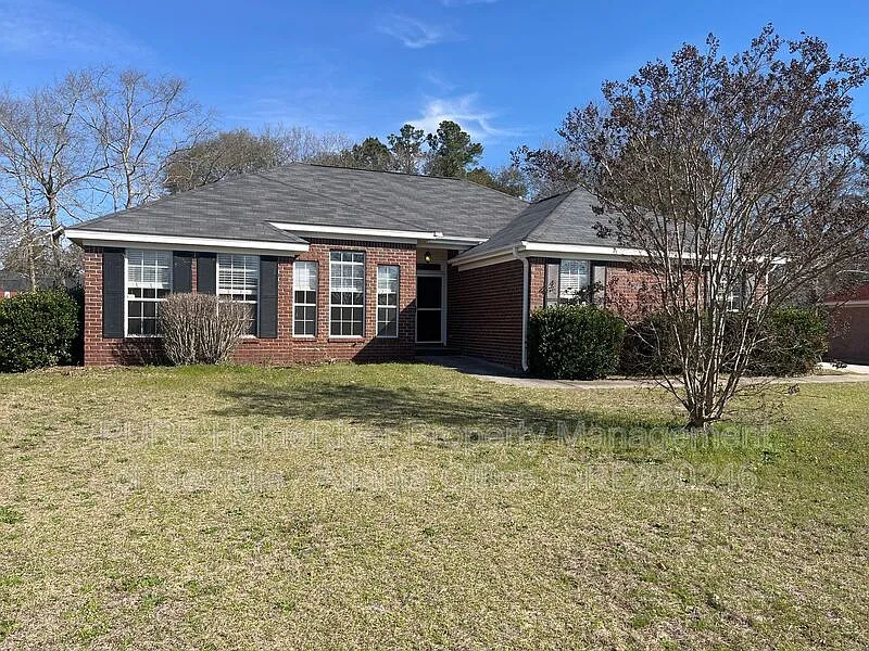 4 bed, 2.0 bath, 1771 sqft, $1,725 — Photo 3
