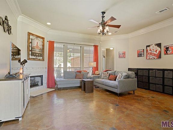 4th image of 9961 Anna Margaret Ln