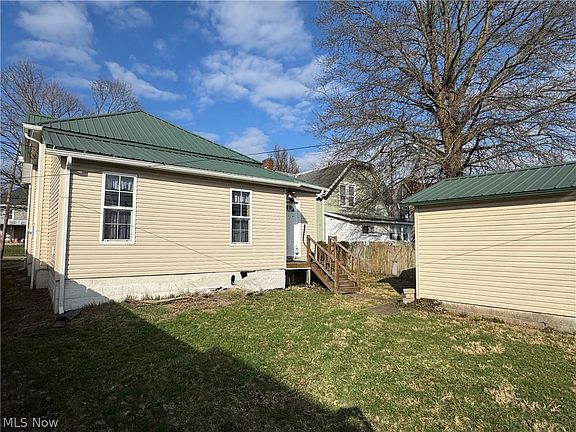 3rd image of 317 E Main St