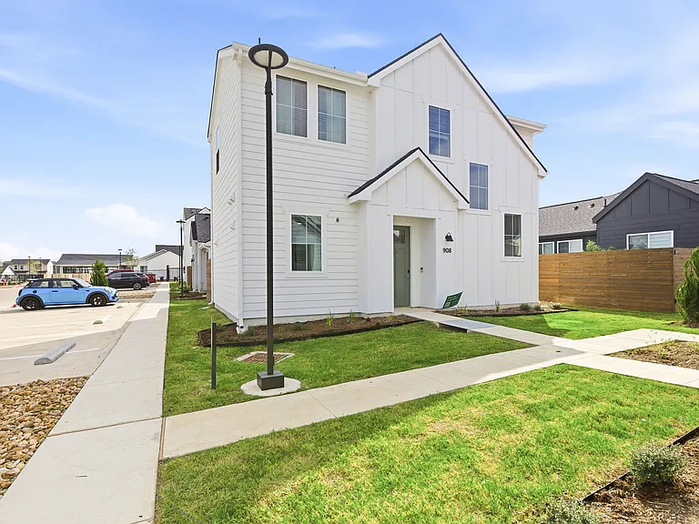 YardHomes Spring West