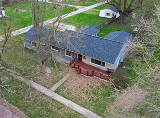 407 N Gray St, Sidell, IL 61876