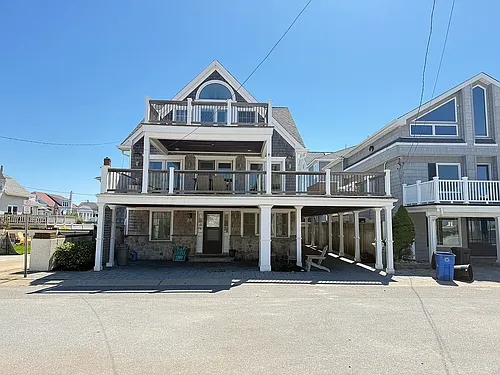 24 Buffalo Ave E Photo 1