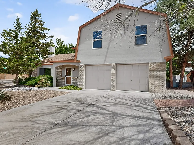 5612 Chelwood Park Blvd NE — Photo 41
