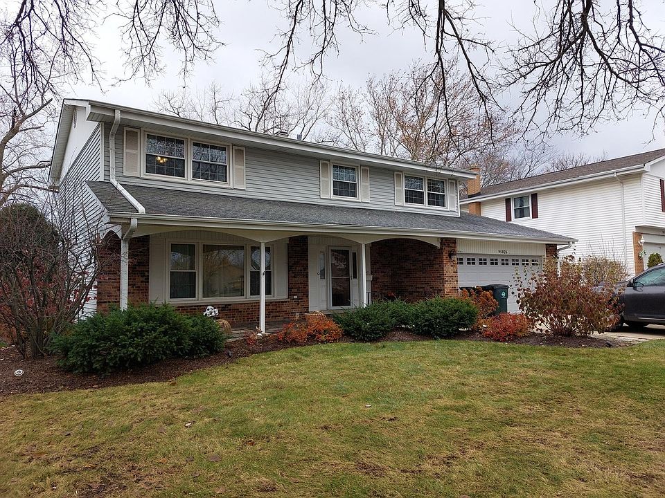 1st image of 9S026 Stratford Pl