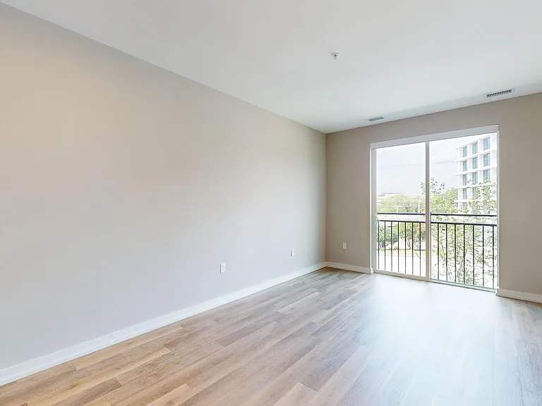 The George Apartments — Photo 67