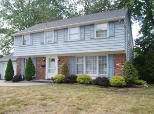 719 Heritage Rd, Cinnaminson, NJ 08077