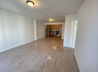 11-43 45th Ave #3R, Long Island City, NY 11101
