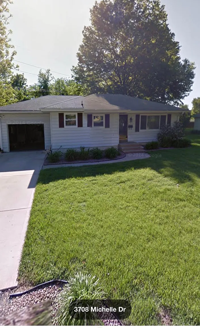 3708 Michelle Dr photo 1