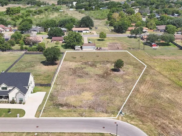 116 Big Catch Ln, Waco, TX 76706