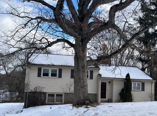 163 Savage Hill Rd, Berlin, CT 06037