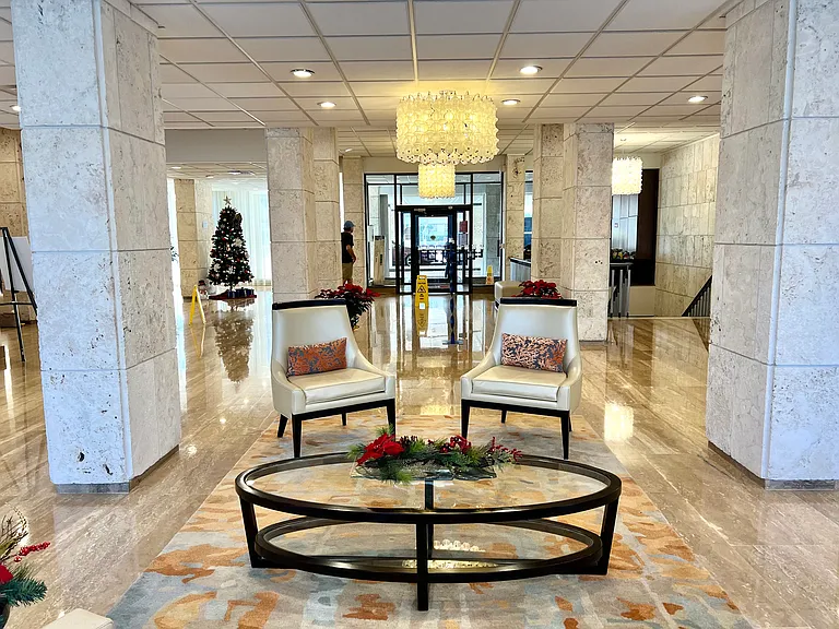 1950 S Ocean Dr #8Q — Photo 41