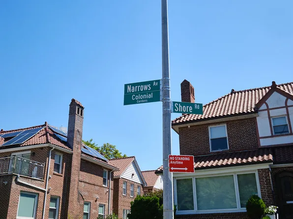 16 Colonial Gardens image 37 of 40