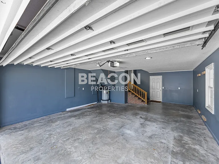 406 W Blackbeard Rd — Photo 22