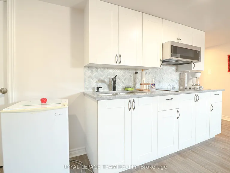 626 Albion Falls Dr — Photo 8