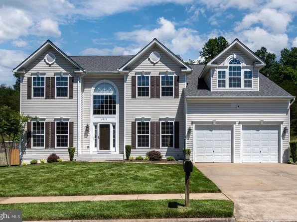 2812 Myrtlewood Dr, Dumfries, VA 22026