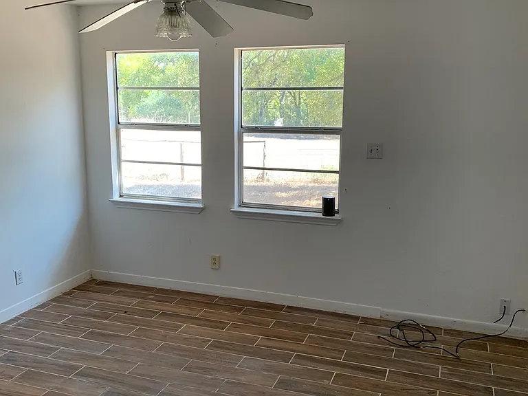 2222 Mount Gainor Rd — Photo 10