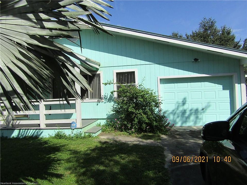 1st image of 24 Ekhoff Ln