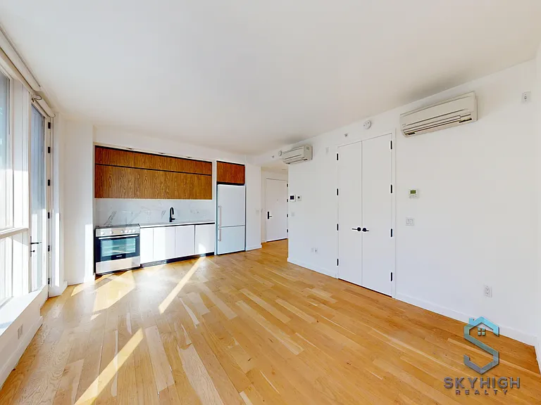 1348 Ocean Ave #6M — Photo 9