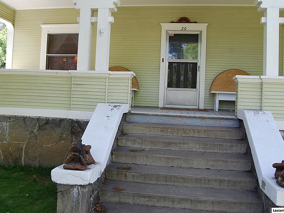 3rd image of 20 S Pine St