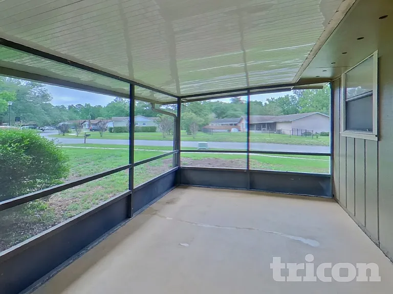 7091 Beechfern Ln S — Photo 13