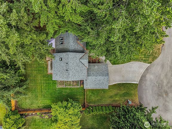 5th image of 21215 122nd Street Ct E