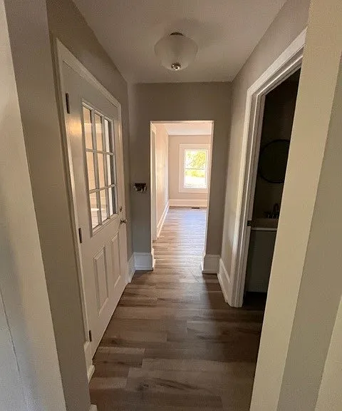 104 E B Ave — Photo 3