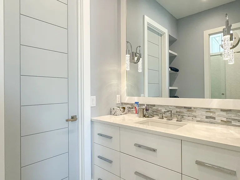 3123 Crayton Rd — Photo 94