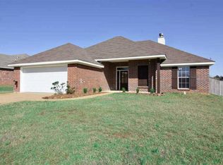 114 Ash Ridge Pl, Pearl, MS 39208