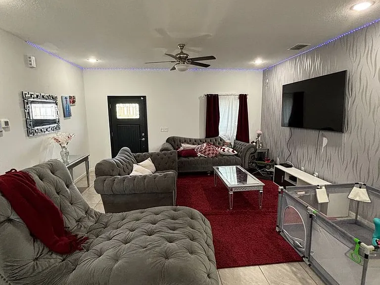118 Pompei Dr — Photo 12