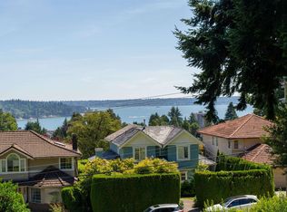 1371 Mathers Ave, West Vancouver, BC V7T2G5