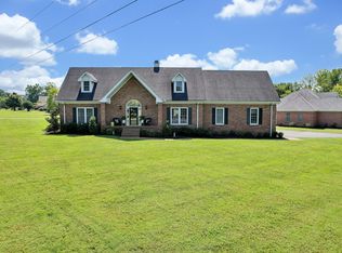 181 Palmer Rd, Lebanon, TN 37087