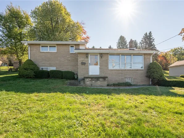 217 W 6th Ave, Derry, PA 15627