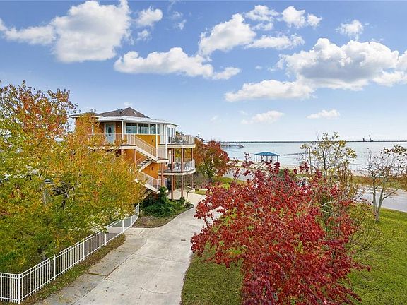 3rd image of 255 Evella Dr