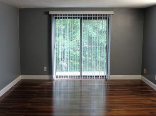 305 Riverside Ave APT 41, Medford, MA 02155