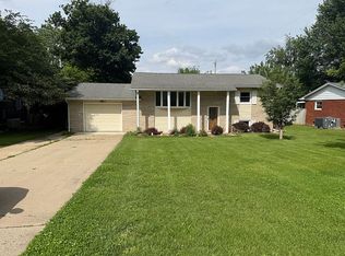 527 E State Route 125, Pleasant Plains, IL 62677