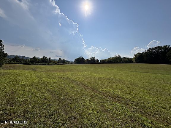 2nd image of 285 Hinchey Hollow Rd