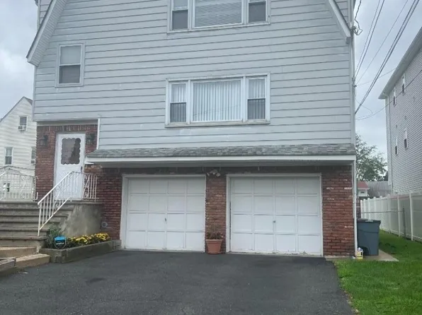 1024 Fanny St, Elizabeth, NJ 07201